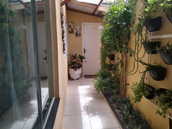 Imagem Venda, ótima casa com 4 dormitórios sendo 1 suíte, jd. Estoril