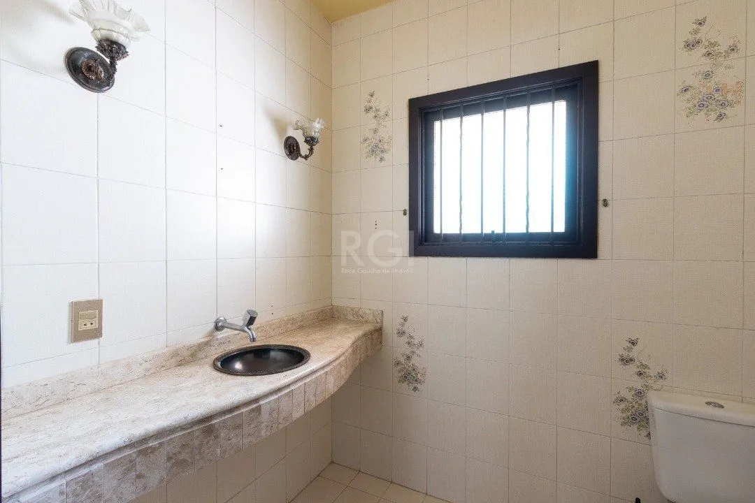 Imagem Casa para Venda - 500m², 4 dormitórios, sendo 1 suites, 4 vagas - Vila Conceição