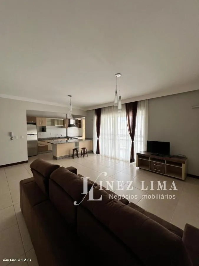 Imagem Apartamento 4 dormitórios para Locação em Itapema, Meia Praia, 4 dormitórios, 1 suíte, 2 banheiros, 2 vagas