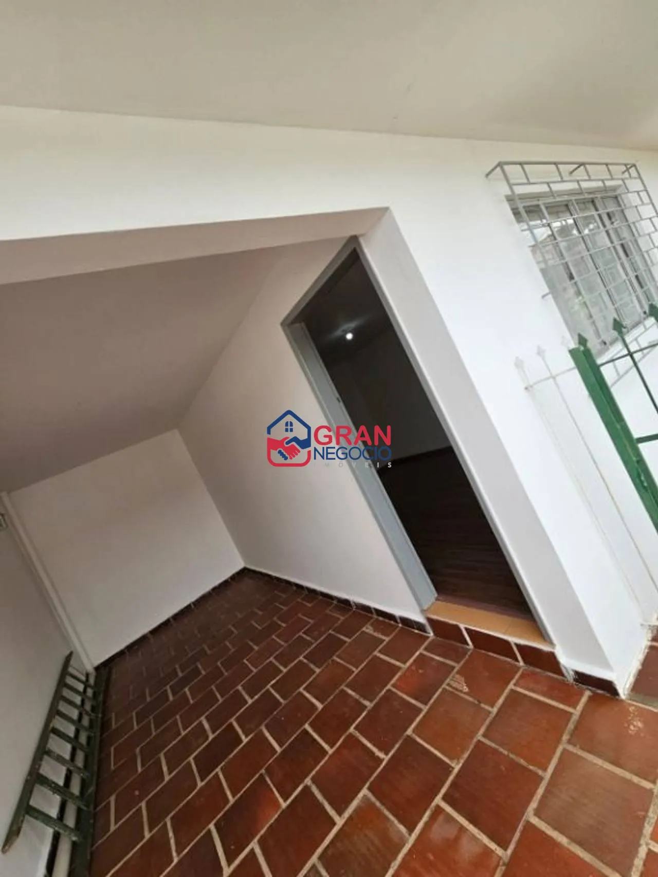 Imagem Casa com 3 dormitórios à venda, 123 m² por R$ 550.000,00 - Bairro Alto - Curitiba/PR