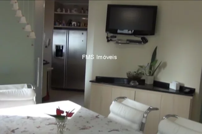 Imagem Luxuoso apartamento à venda em São Paulo-SP, no Pacaembu, com 4 quartos, 4 suítes, 6 salas, 6 banheiros, 4 vagas e 390m².