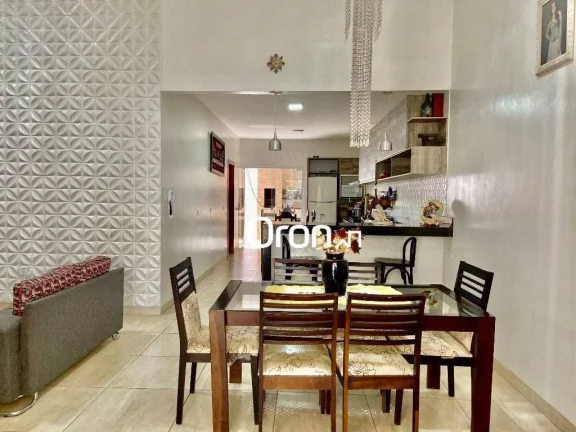 Imagem Casa à venda, 223 m² por R$ 890.000,00 - Setor Coimbra - Goiânia/GO