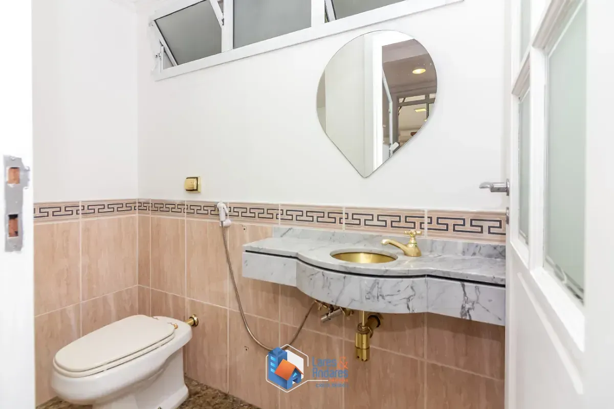 Imagem Casa no condomínio Condomínio Stephanie para venda com 4 quartos, sendo 2 suítes, 315m²