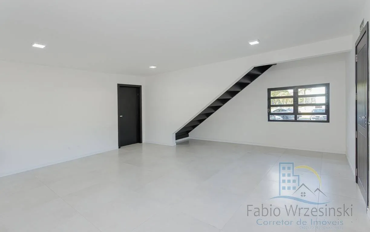Imagem Galpão Comercial para Locação no Bairro Santa Catarina | + escritorio