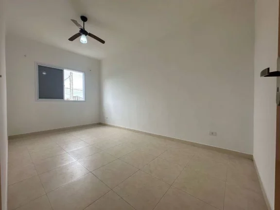 Imagem Deslumbre à Beira-Mar: Sobrado de Luxo com 3 Dormitórios e Mais, seu Refúgio Costeiro Aguarda!