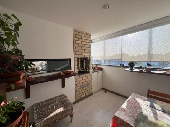 Imagem Apartamento amplo com três quartos varanda gourmet a vender na Pituba