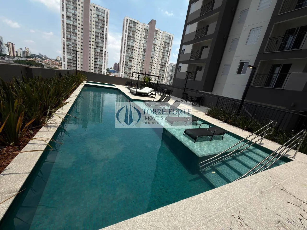 Foto do imóvel Apartamento 2 dormitórios sem vaga na Vila Prudente em Rua Cavour