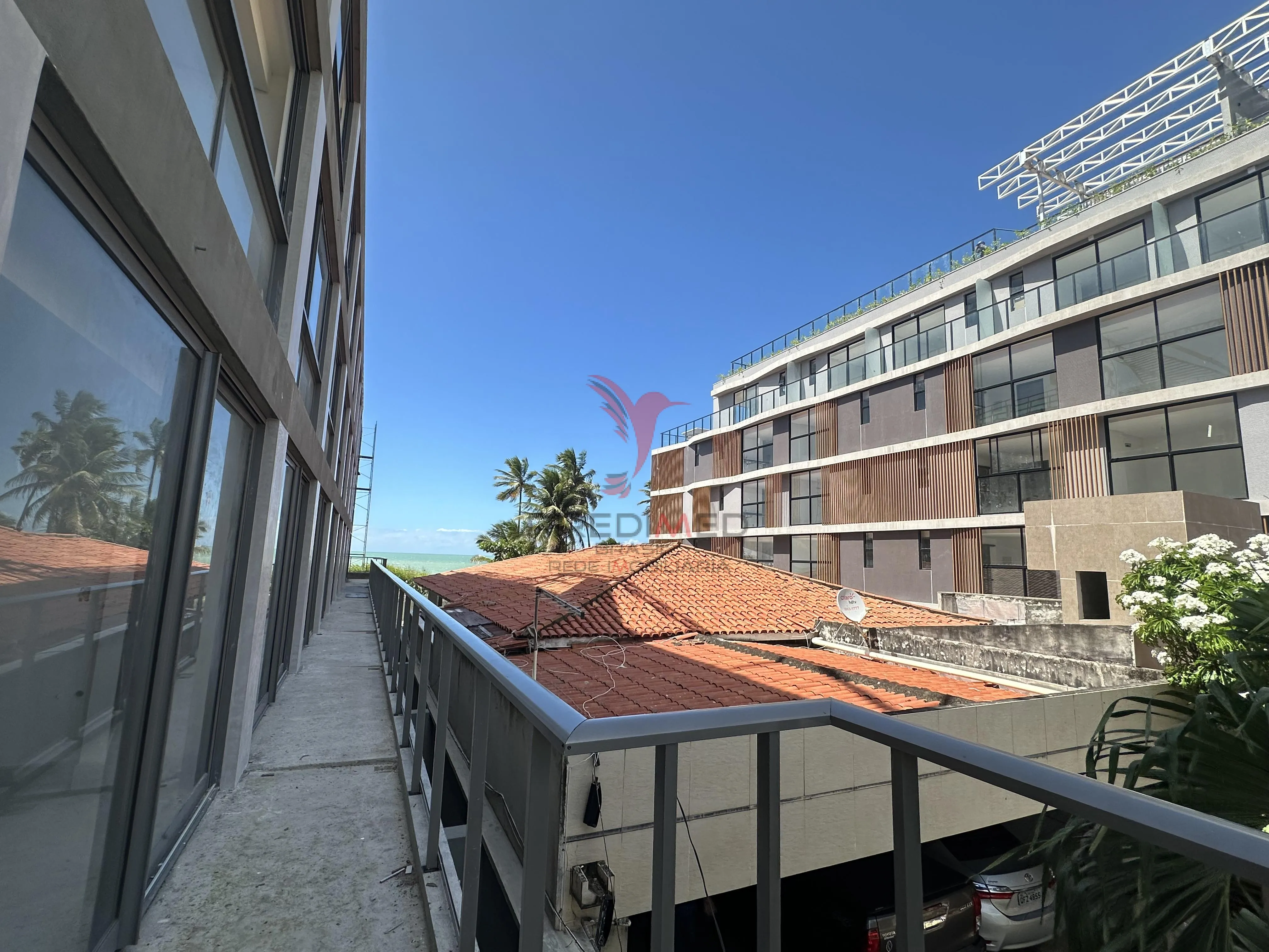 Imagem Vende-se flat novo na melhor localização do Bessa, pé na areia