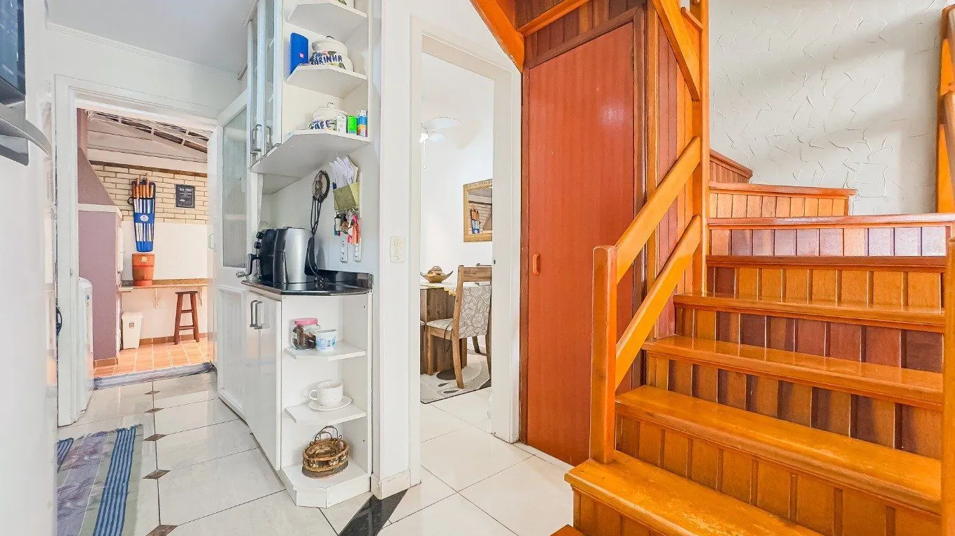 Imagem Casa em Condomínio de 2 dormitórios à venda em Sarandi, Porto Alegre.