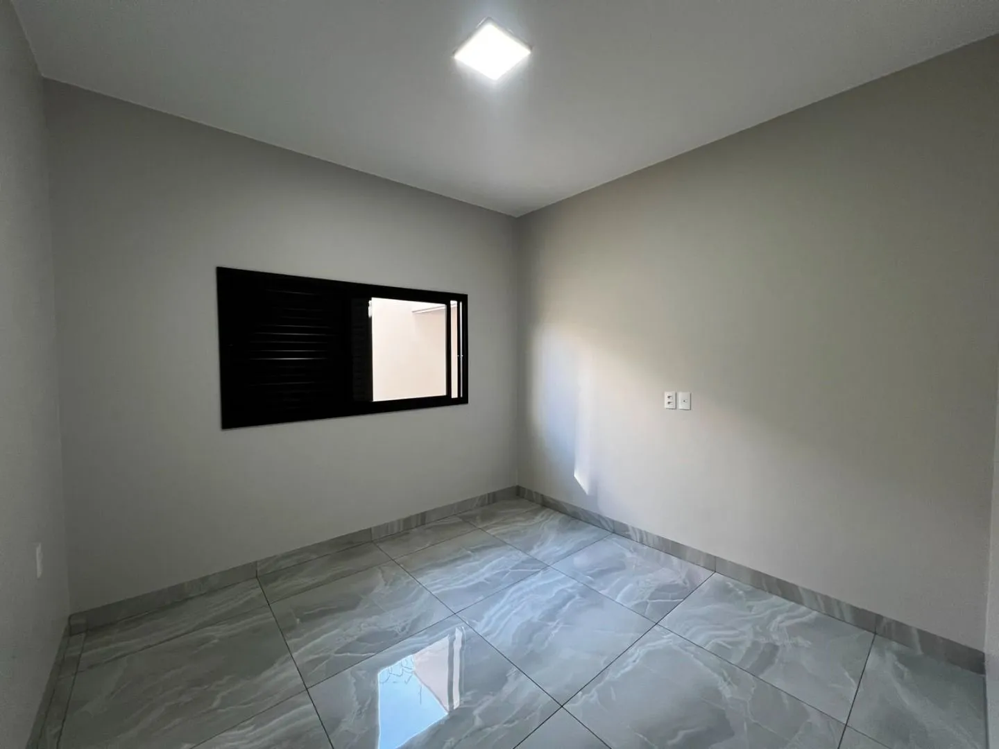 Imagem Casa com 3 dormitórios à venda, 201 m² por R$ 750.000,00 - Afonso Queiroz - Patos de Minas/MG