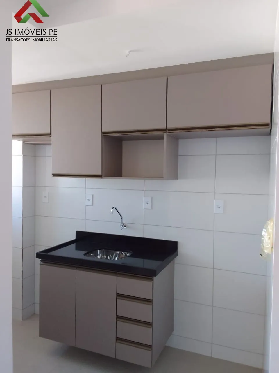 Imagem Apartamento1 quarto para locação em Piedade, Jaboatão dos Guararapes-PE: 1 quarto, 1 suíte, 1 sala, 1 banheiro, 1 vaga - 33m².