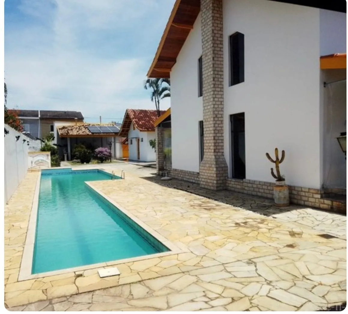 Imagem Casa à venda 2 Quartos, 1 Suite, 5 Vagas, 900M², Vila São Geraldo, Taubaté - SP