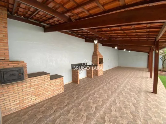 Imagem Casa à venda em Sarzedo, Bairro Cachoeira