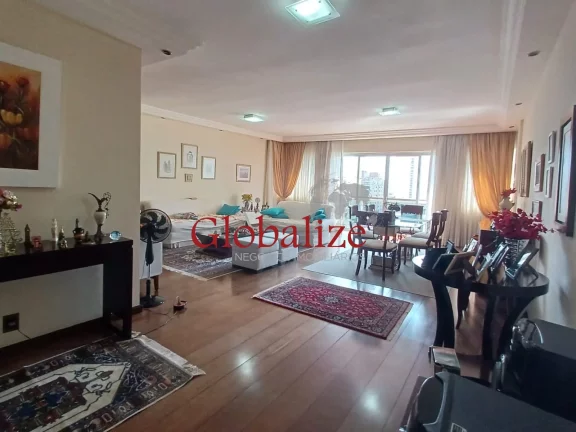 Foto do imóvel Apartamento à venda com 278m², 4 quartos, 2 suítes, vaga demarcada, perto da praia por R$ 1.450.000,00 no Embaré em Santos