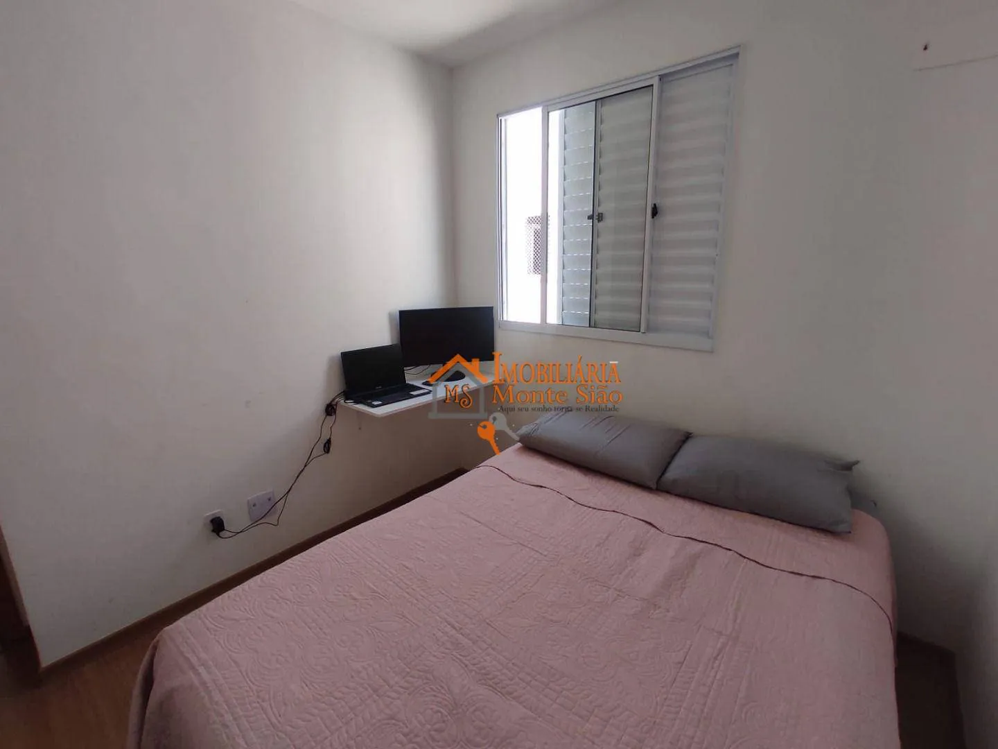 Imagem Apartamento com 2 dormitórios à venda, 43 m² por R$ 235.000,00 - Jardim Novo Portugal - Guarulhos/SP
