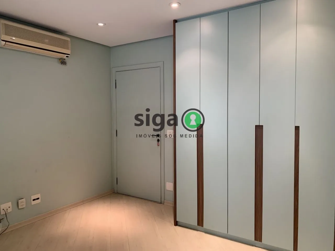Imagem VENDE ou LOCAÇÃO no Brooklin Sala Comercial com 3 Salas e uma Vaga