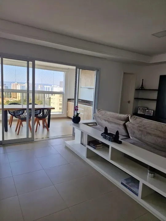 Imagem Apartamento de 167m² Localizado no Condomínio Mont Royal.
