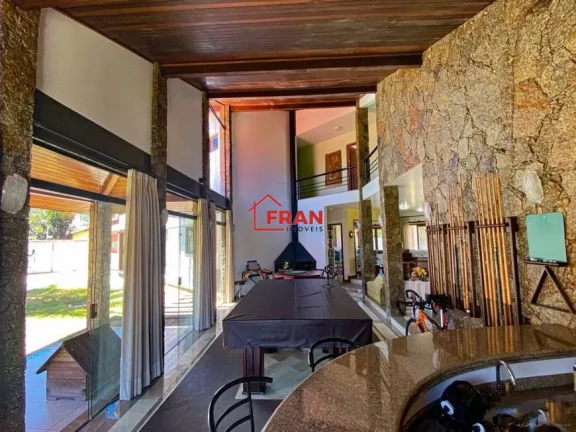 Imagem Linda casa de dois pavimentos de Alto Padrão