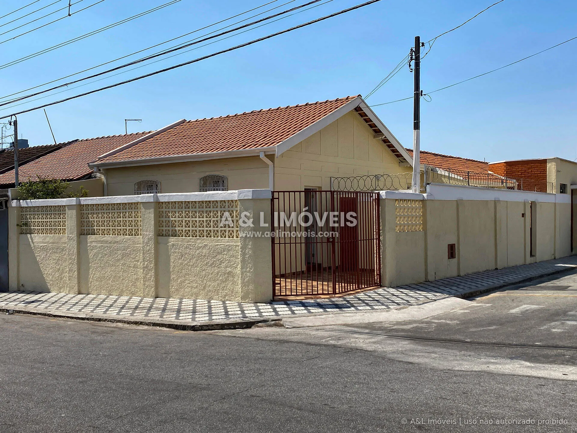Imagem Ponto comercial à venda no Centro de Taubaté com 11 salas