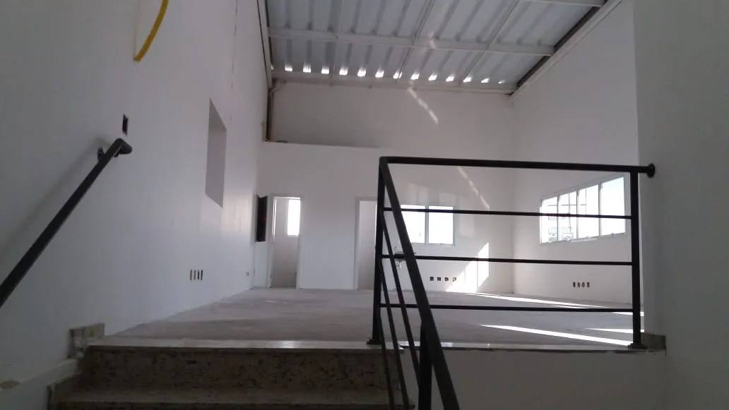 Imagem Prédio Comercial para Locação em Cotia / SP no bairro Jardim Helena Maria