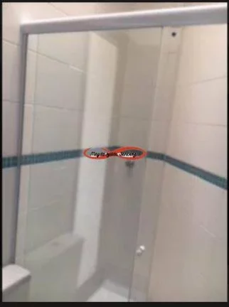 Imagem Sobrado à Venda com 3 Dormitórios – Vila Carmosina, Zona Leste de SP.