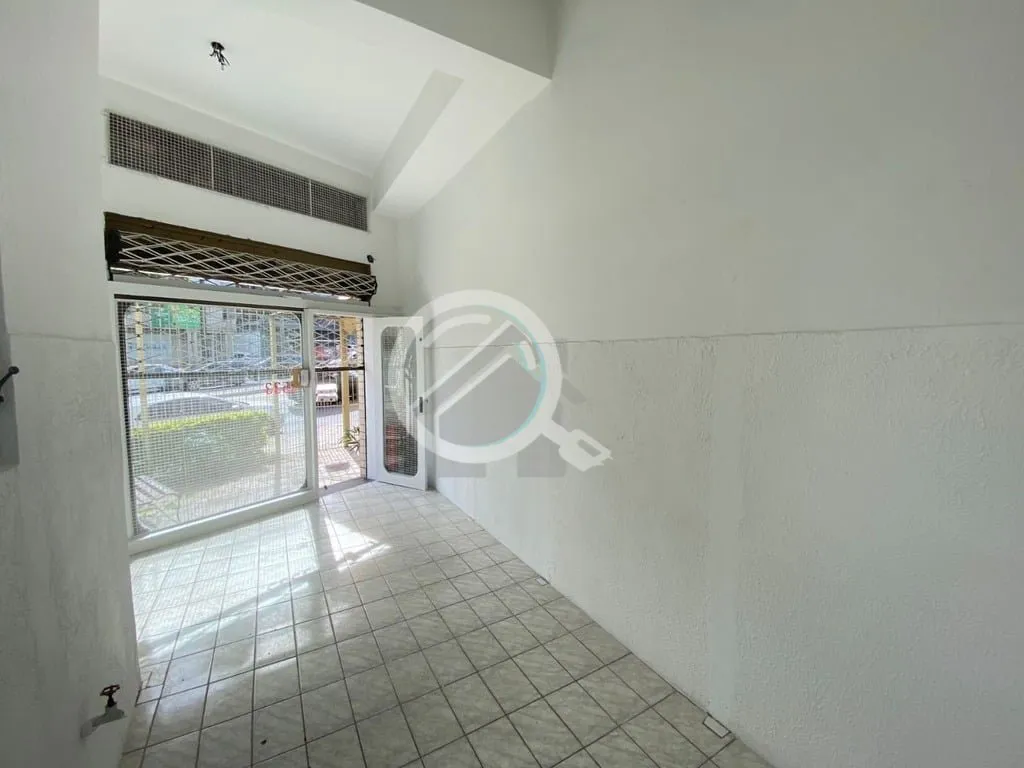 Imagem Loja comercial desocupada em avenida de grande circulação! Ótima loja - na Protásio Alves próx....