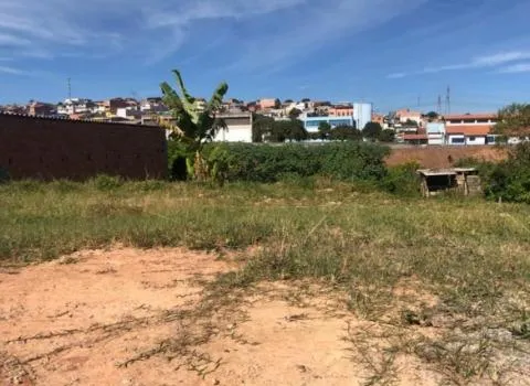 Imagem VENDA DE TERRENO NO PARQUE RODRIGO BARRETO, EM ARUJÁ/SP, OPORTUNIDADE com área total de 125m², analisa entrada e parcelamento! CONSULTE-NOS.