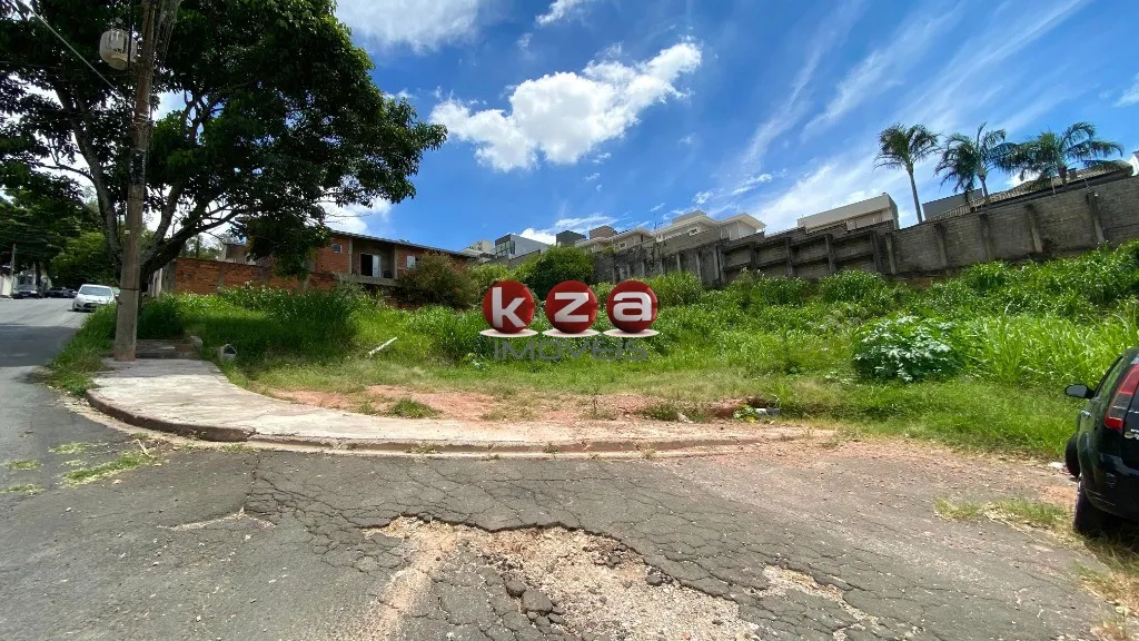 Imagem Excelente oportunidade de investimento: Terreno à venda em Valinhos-SP, no Bosque dos Eucaliptos, com 326,97 m² de área.