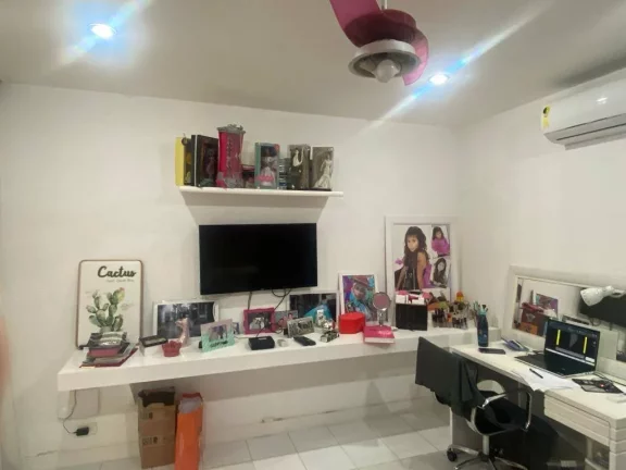 Imagem Casa com vista para o mar a venda com 6 dormitórios, piscina, área gourmet