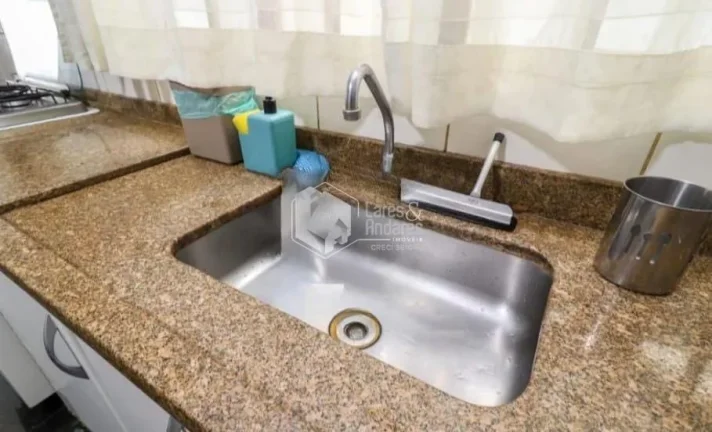 Imagem SOBRADO À VENDA, COM 3 DORMS SENDO UMA SUÍTE, ARMARIO NA COZINHA E QUARTOS, 2 VAGAS - VILA SANTA MARIA