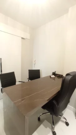 Imagem Sala comercial com recepção 34m²