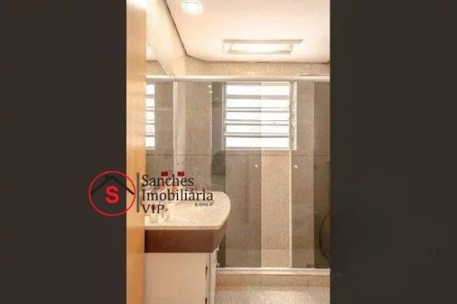 Imagem Sobrado lindo Vila Bertioga, parte interna toda reformada, casa aconchegante com 3 quartos sendo 1 suite, todos com ar condicionado, sala ampla, cozi
