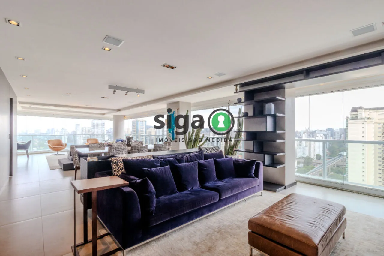 Foto do imóvel Apartamento à venda no Campo Belo - 219 m² - 3 suítes - 3 vagas - mobiliado - andar alto