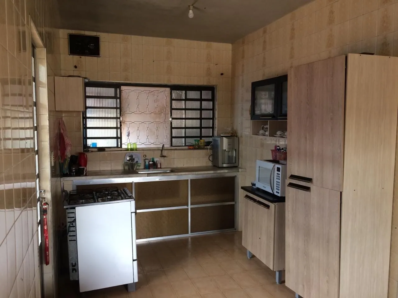 Imagem Casa à venda 3 Quartos, 2 Vagas, 400M², Campo Alegre, Pindamonhangaba - SP