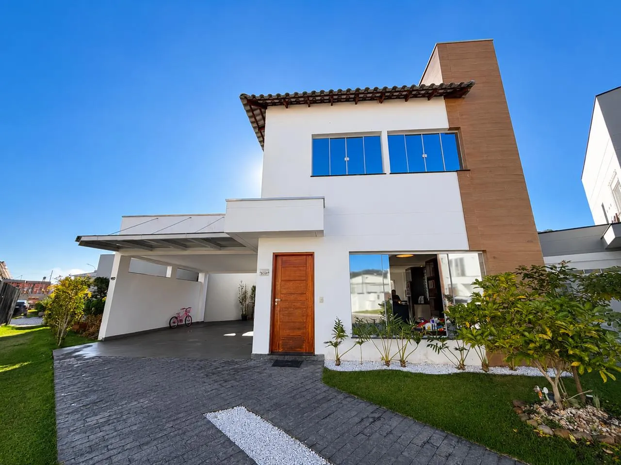 Foto do imóvel Casa à venda com 141m2 por R$ 2.600.000,00