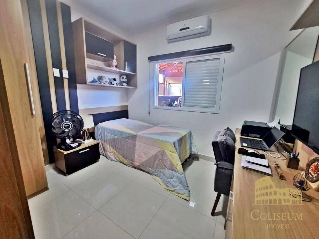 Imagem Casa com 2 dormitórios à venda, 94 m² por R$ 700.000,00 - Vilamar - Praia Grande/SP