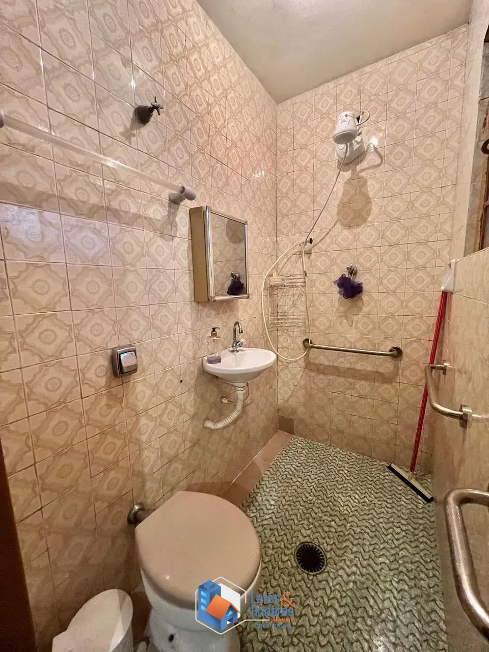 Imagem Casa para venda em Jardim Jaraguá (São Domingos) com 4 quartos, sendo 1 suíte, 437m²