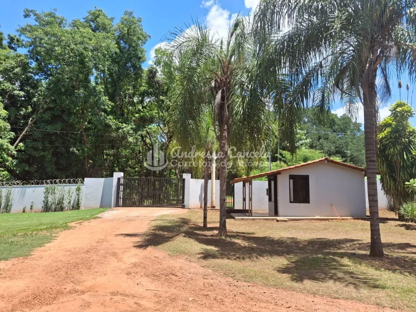 Imagem Rancho à venda por R$ 620.000 - Enseada azul III - Fronteira/MG
