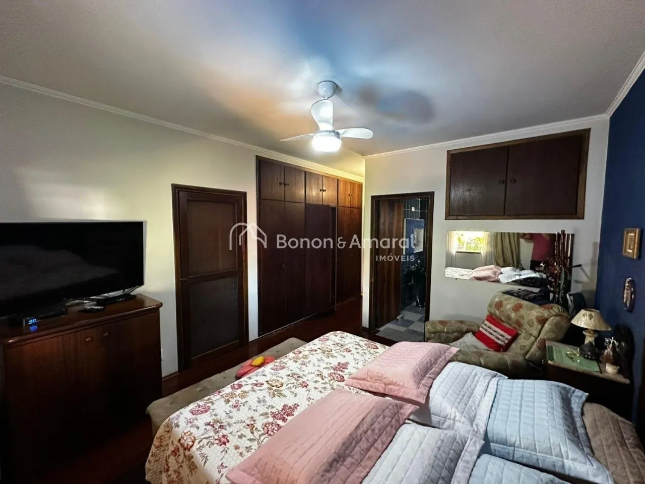 Imagem Casa com Terreno Adicional à Venda no Caminhos de San Conrado em Sousas, Campinas