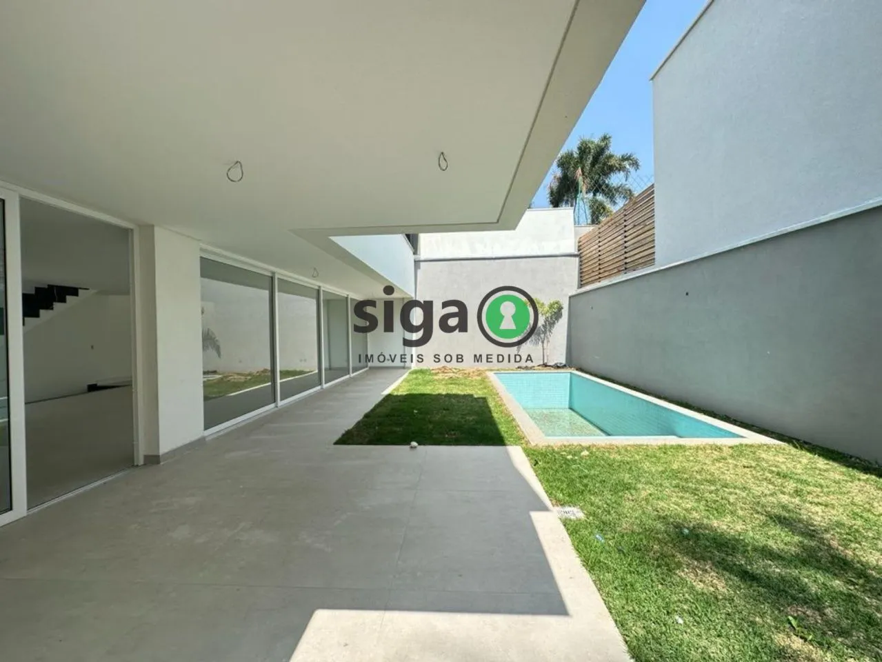 Imagem CASA DE CONDOMINIO PARA VENDA COM 4 QUARTOS NO CAMPO BELO