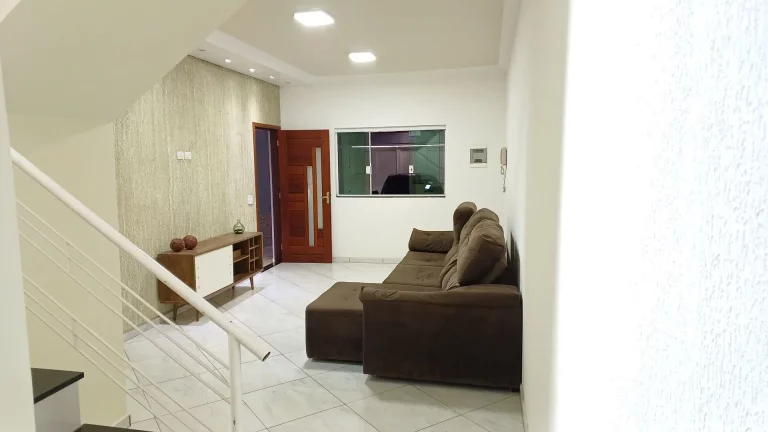 Imagem Sobrado com 3 Dormitorio(s) localizado(a) no bairro Vila Suissa em Mogi das Cruzes / Mato Grosso do Sul Ref.:462