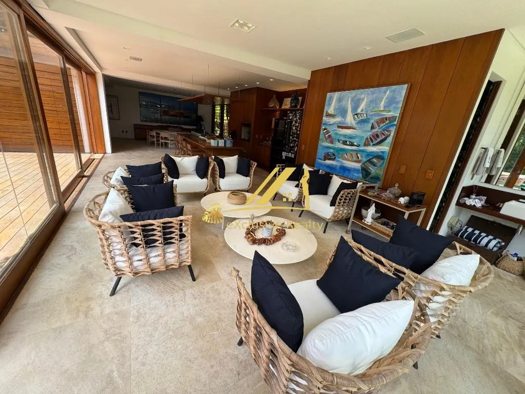 Imagem Casa RESIDENCIAL em Camaçari - Bahia, Guarajuba (Monte Gordo)