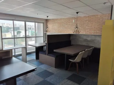 Imagem LOCAÇÃO DE SALAS COMERCIAIS MOBILIADAS NO EDIFÍCIO MARQUÊS BUSINESS CENTER, NA BARRA FUNDA/SP com 162m² e 5 vagas, sendo 100 m do metro. CONSULTE-NOS.