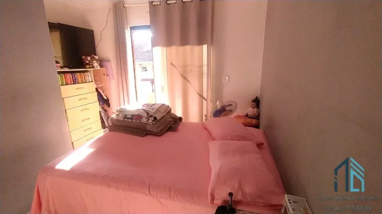 Imagem (PERMUTA) Sobrado em condomínio 03 quartos c/suíte, 03 vagas no Santa Cândida em Curitiba PR