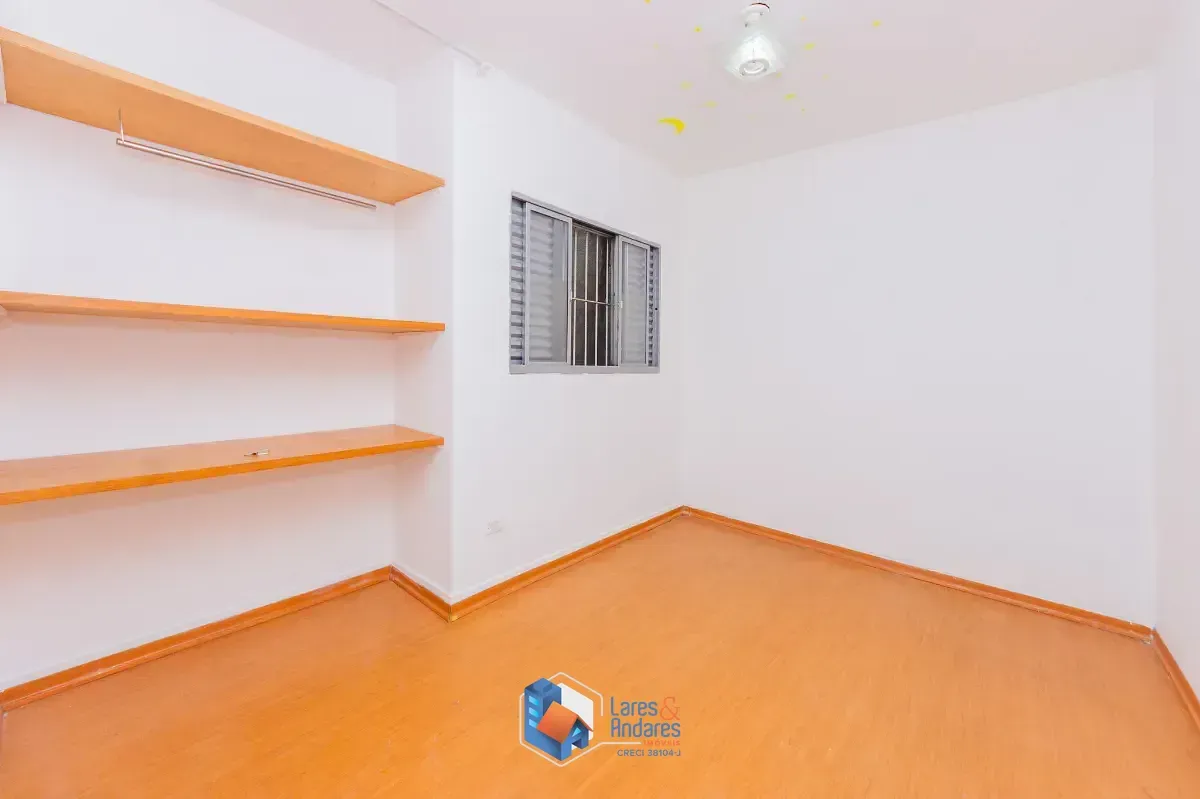 Imagem Casa para venda em Cambuci com 3 quartos, 130m²