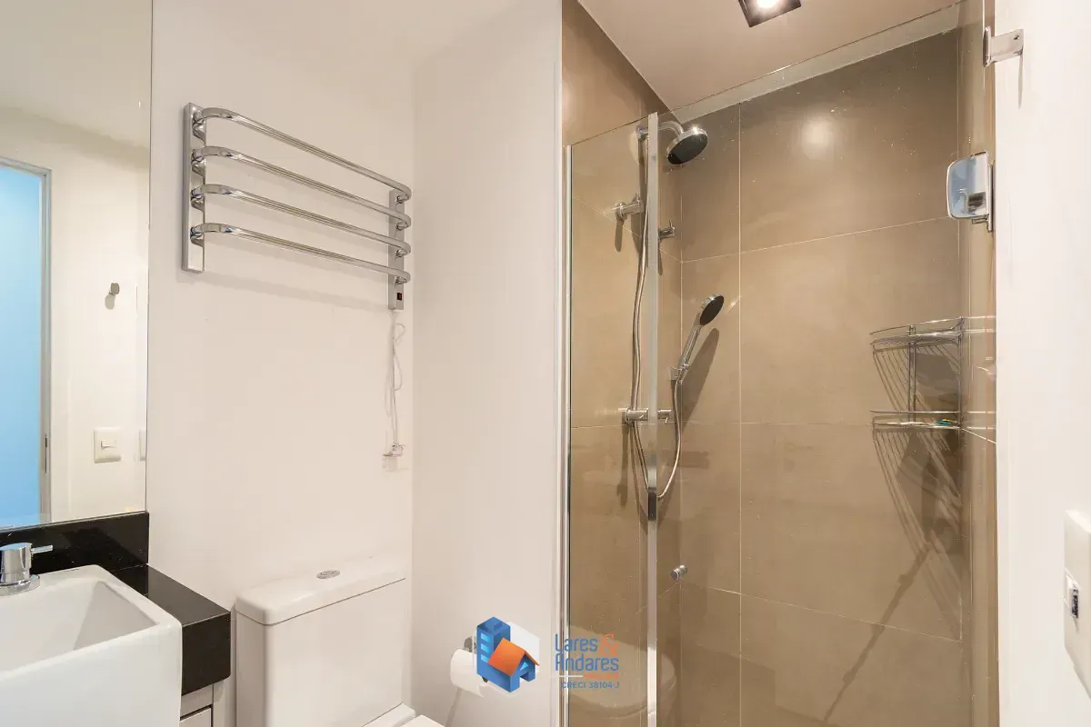 Imagem Duplex para venda em Pinheiros com 2 quartos, sendo 1 suíte, 64m²
