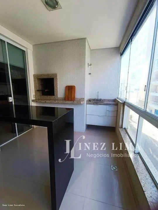 Imagem Apartamento 3 dormitórios para Venda em Itapema, meia praia, 3 dormitórios, 3 suítes, 4 banheiros, 2 vagas
