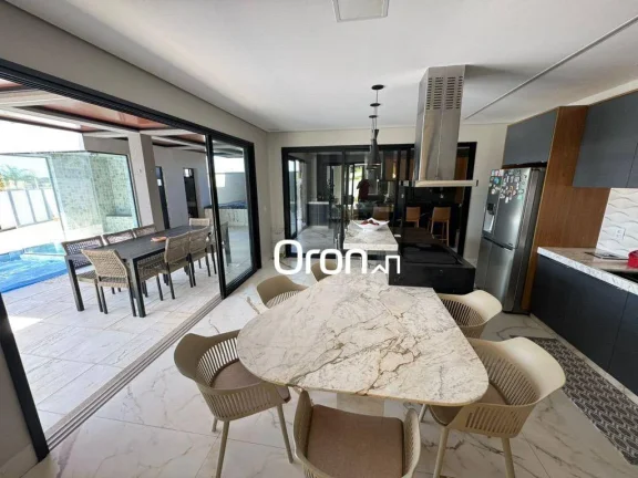 Imagem Sobrado à venda, 440 m² por R$ 3.300.000,00 - Jardins Capri - Senador Canedo/GO