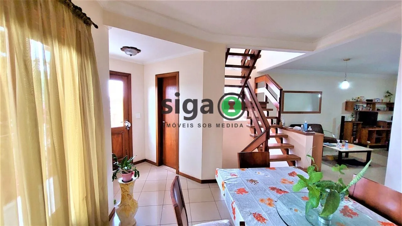 Imagem Casa a venda 225 m² 4 dormitórios 1 suíte 4 vagas - Jardim das Flores - Cotia -SP