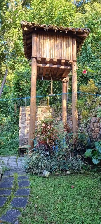 Imagem Casa em Condomínio para Venda em Guapimirim / no bairro Limoeiro
